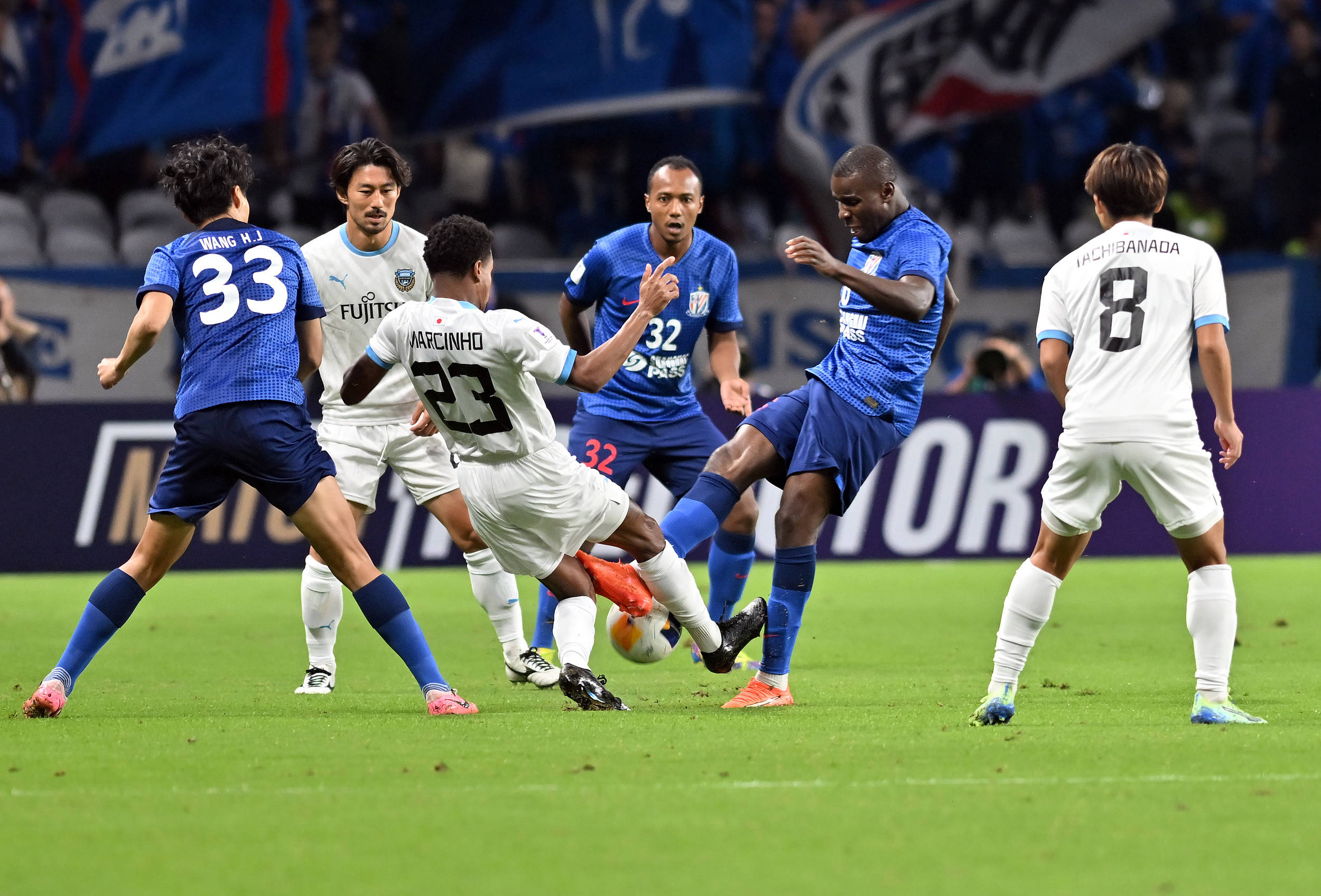 他一方面鼓 他一方面鼓