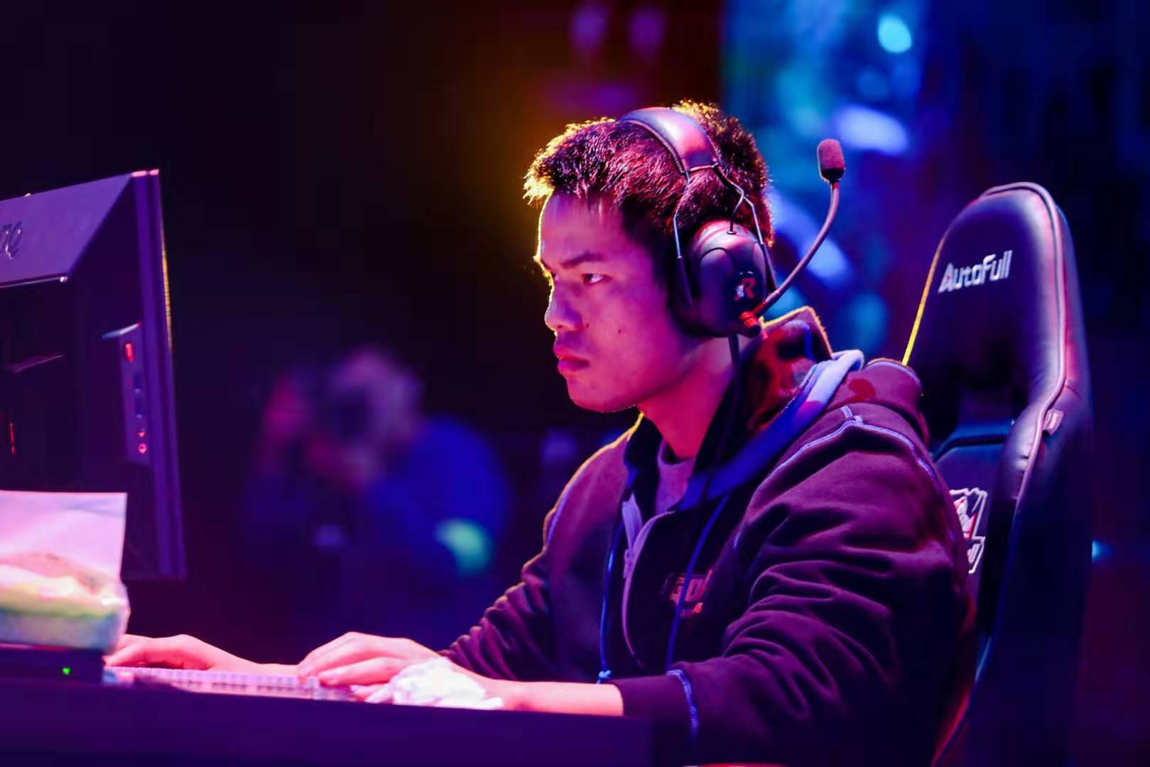 其重返巅峰 其重返巅峰